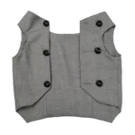 Gilet enfant gris clair au design classique, élégant et polyvalent pour toutes occasions.