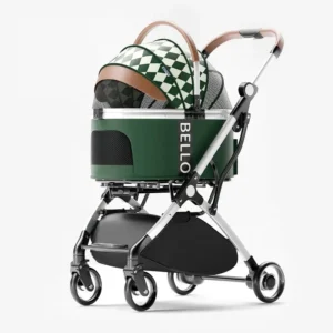 Poussette moderne et élégante avec design géométrique vert et blanc, pratique pour les parents.