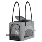 Sac de transport moderne pour petits chiens, gris, avec ventilation et confort optimal.