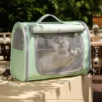 Transporteur pour chat mint vert, confortable et élégant, idéal pour les sorties.