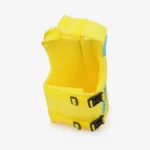 Gilet de sauvetage jaune pour sécurité aquatique, parfait pour les activités nautiques.