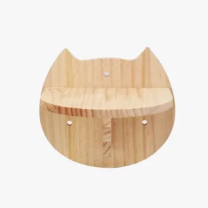 Étagère en bois clair en forme de chat, design ludique et pratique pour la décoration intérieure.