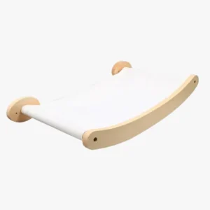 Étagère murale en bois au design minimaliste et élégant, parfaite pour tous les intérieurs.