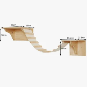 Structure en bois pour animaux de compagnie avec rampes et plateformes pour grimper et explorer.