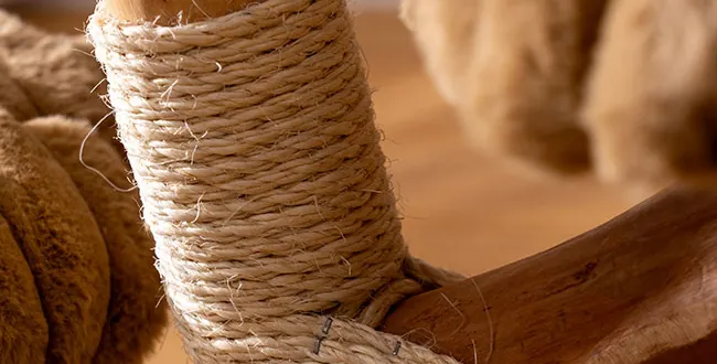 Corde en chanvre que les chats adorent griffer